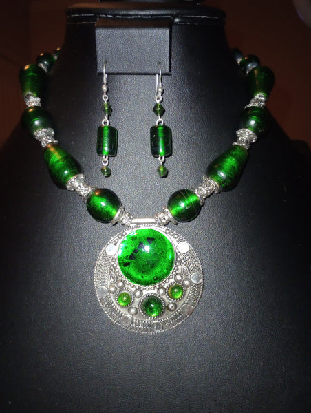 Hunter Green Lamp Bead Necklace Set